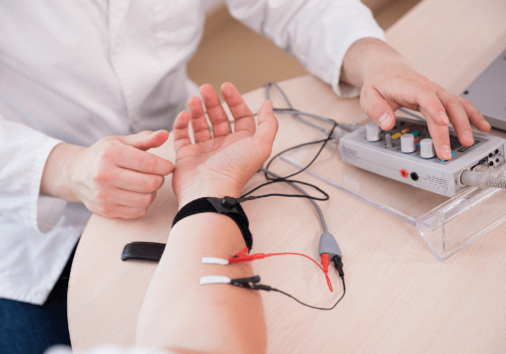 Autonomic Disorders: Dizziness on Standing, Sweating Changes and BP Fluctuations 1 Autonomic Disorders